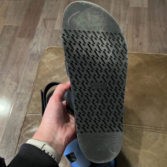 Hermes Genius Sandal in Black - Picture 6 of 6